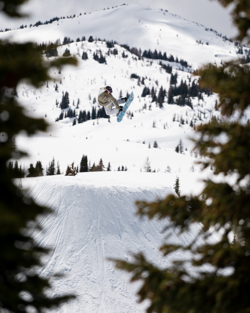 Photo of someone snowboarding