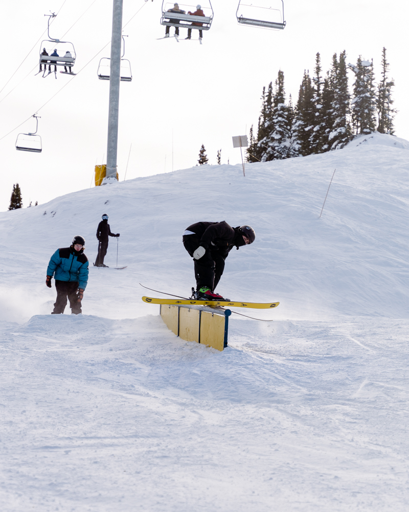 Photo of someone snowboarding